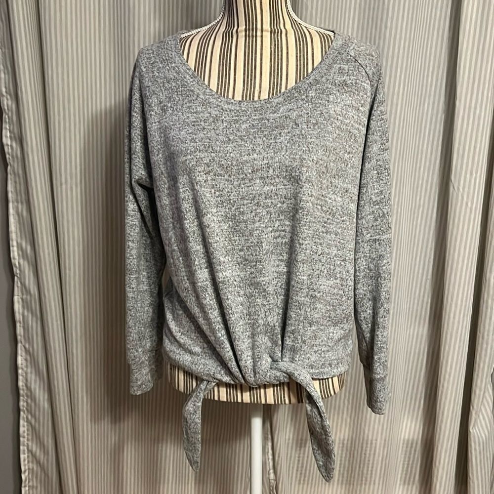 Nine Britton Gray Light Sweatshirt